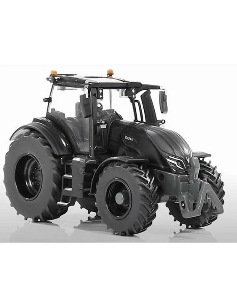 Britains 43309 - Valtra Q 305 1:32 3 Britains 43309 - Valtra Q 305 1:32