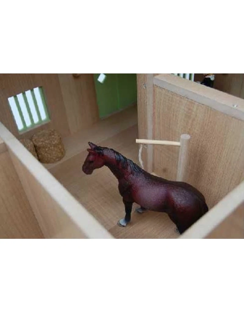 Kids Globe 610210 - Paardenhoekstal Met3 Boxen En Berging1:24 Wit/roze (geschikt Voor Schleich) 4 Kids Globe 610210 - Paardenhoekstal Met3 Boxen En Berging1:24 Wit/roze (geschikt Voor Schleich) - Afbeelding 2