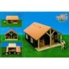 Kids Globe 610167 - Paardenstal Hout Met 2 Boxen En Berging (geschikt Voor Schleich) 1:24