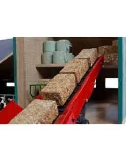 Kids Globe 610200 - Stal Met Loods (1:32 / Siku) -Speelgoedwinkel kids globe kids globe 610200 stal met loods 132 si 2