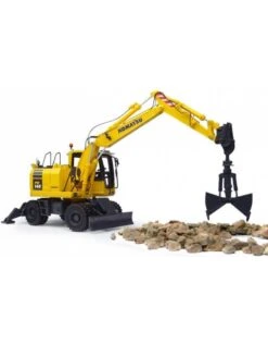 Universal Hobbies 8100 - Komatsu PWI48-10 Mobiele Kraan Met Grijpbak 1:50