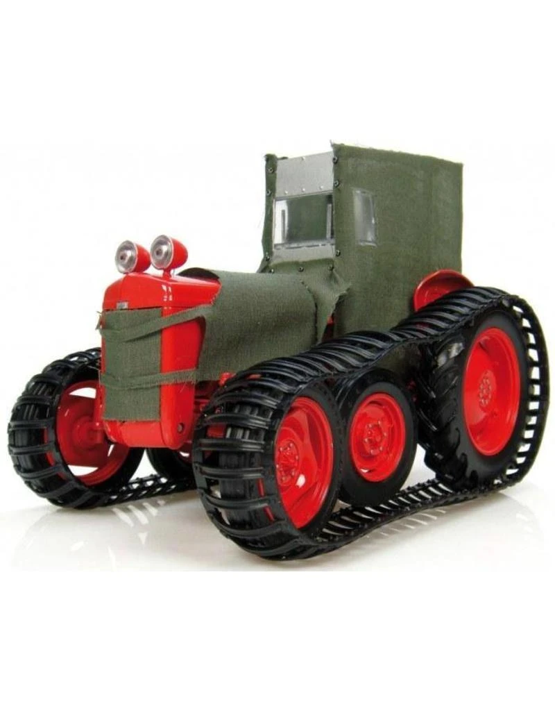 Universal Hobbies Ferguson TEA-20 "SUE" 1:16 3 Universal Hobbies Ferguson TEA-20 "SUE" 1:16