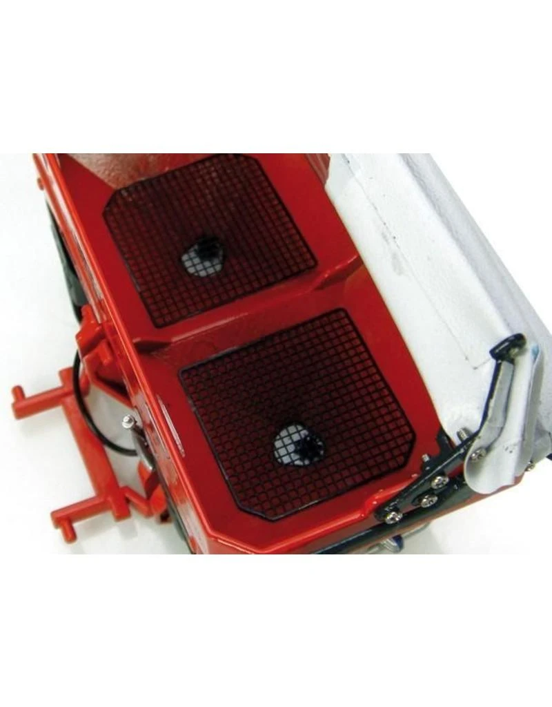 Universal Hobbies Kuhn 40.1 Sprayer With Soft Top Cover 1:32 6 Universal Hobbies Kuhn 40.1 Sprayer With Soft Top Cover 1:32 - Afbeelding 4