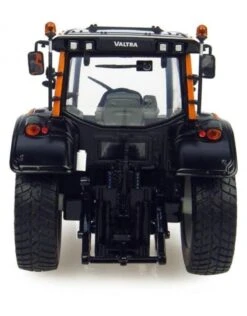 Universal Hobbies Valtra N 121 Kommunal 1:32 -Speelgoedwinkel universal hobbies universal hobbies valtra n 121 k 3